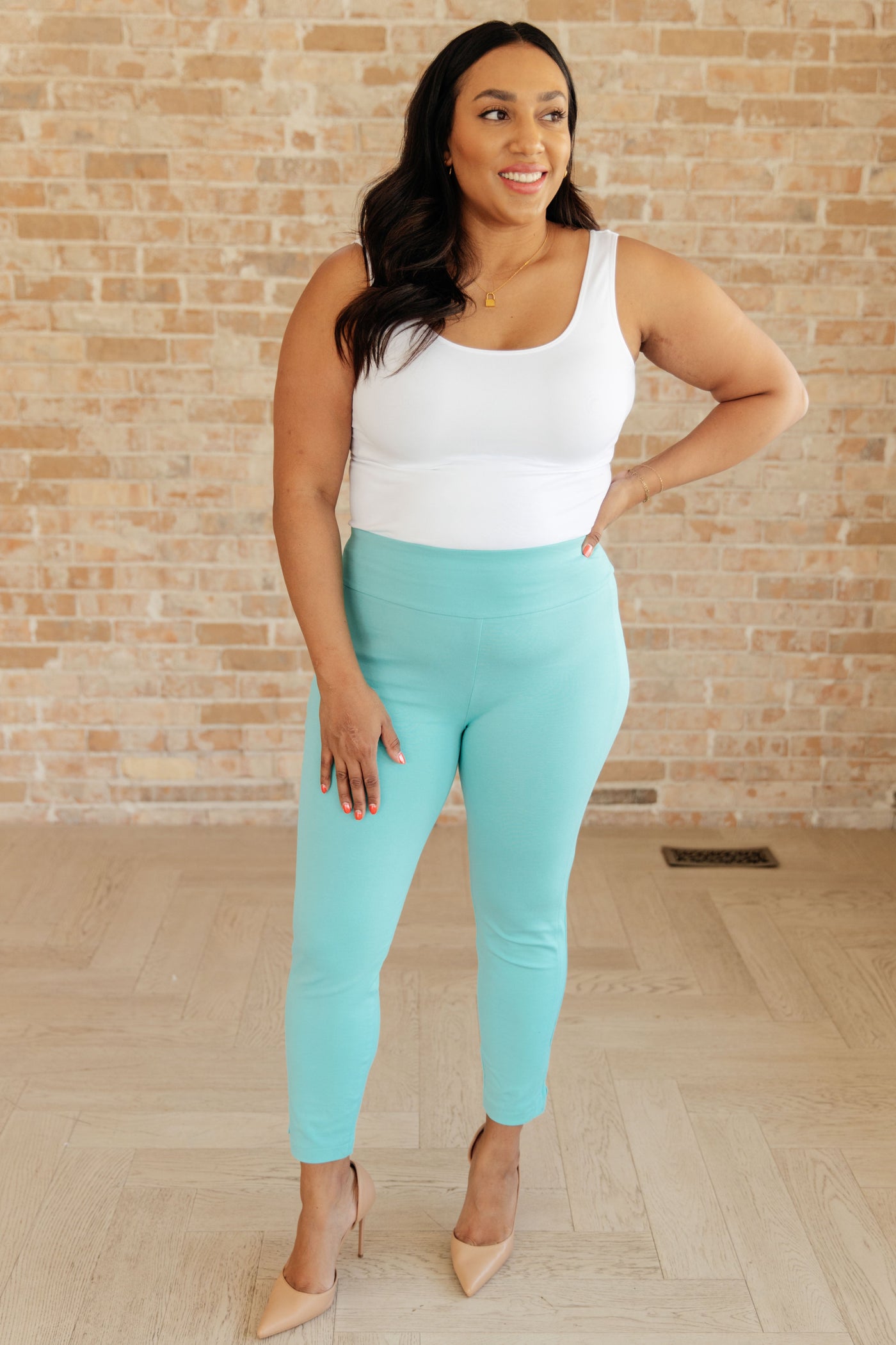 Magic Ankle Crop Skinny Pants in Aqua Bottoms Southern Soul Collectives