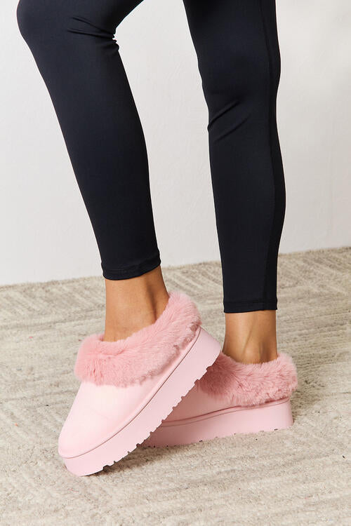 Just Furry Chunky Platform Ankle Boots Slippers in Pink - Southern Soul Collectives