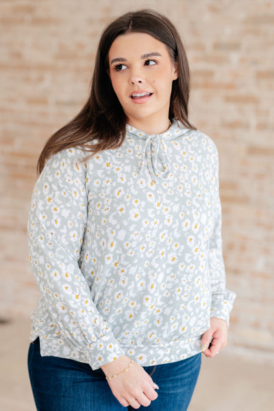 A Touch of Pollen Pullover Sweater Tops Southern Soul Collectives