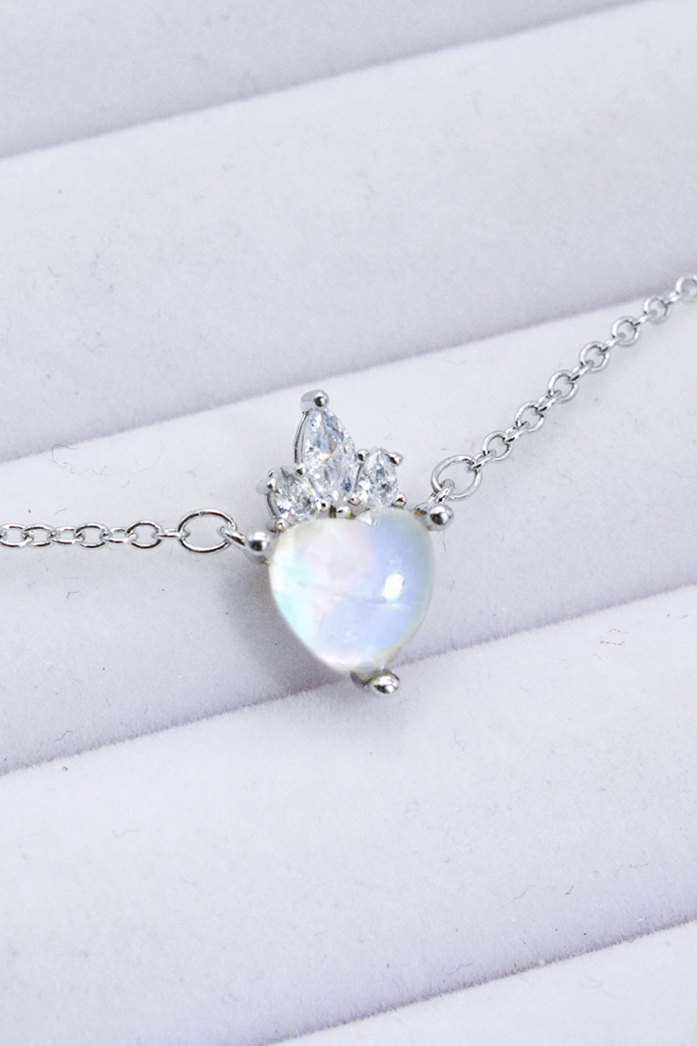 925 Sterling Silver Moonstone Heart Pendant Necklace Southern Soul Collectives