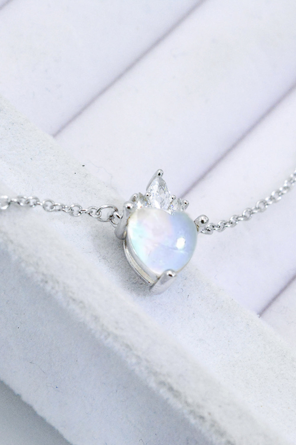 925 Sterling Silver Moonstone Heart Pendant Necklace Southern Soul Collectives