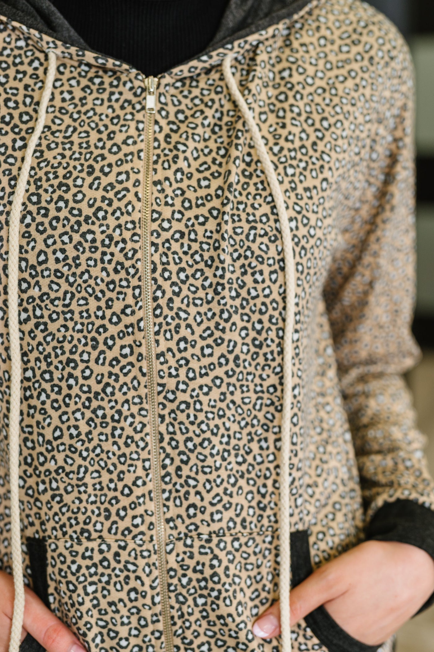 Call of the Wild Contrast Trim Zip Up Southern Soul Collectives