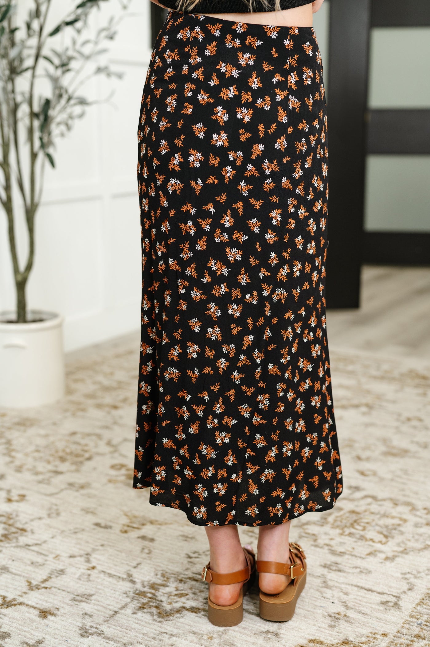Crisp Kiss Midi Skirt in Rust, White and Black