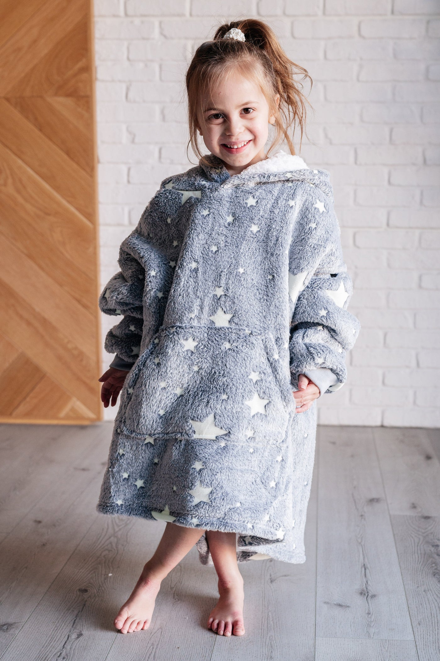 Kids Oversized Hoodie Blanket in Grey Stars Southern Soul Collectives