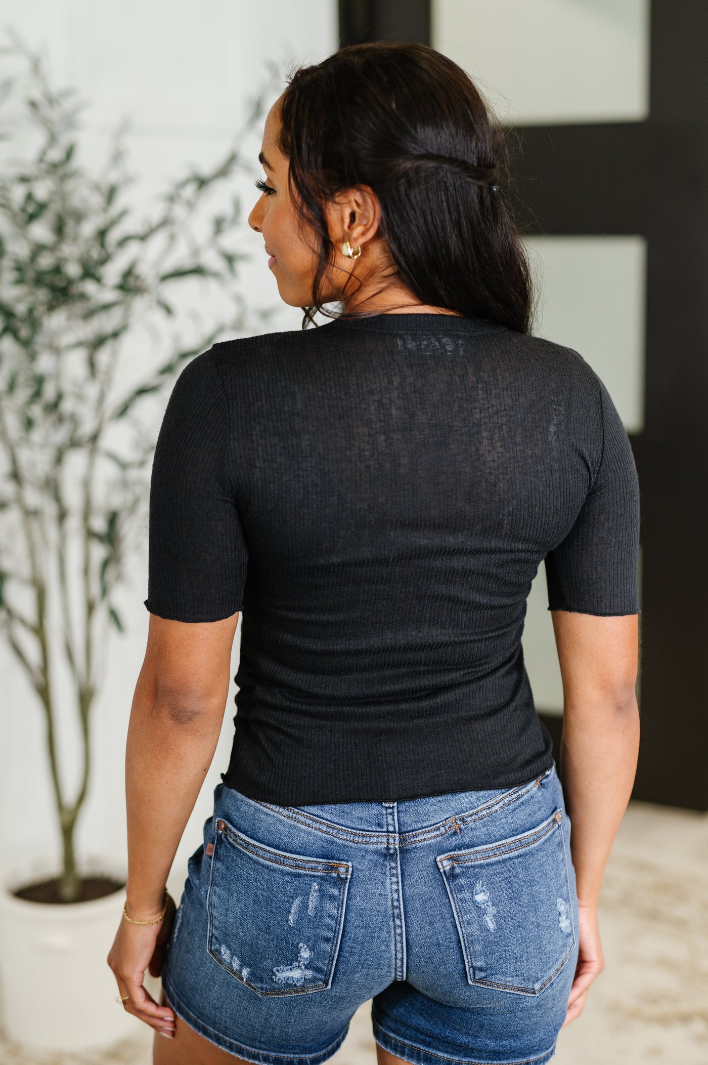 Knit Pick Basic Tee in Black Southern Soul Collectives