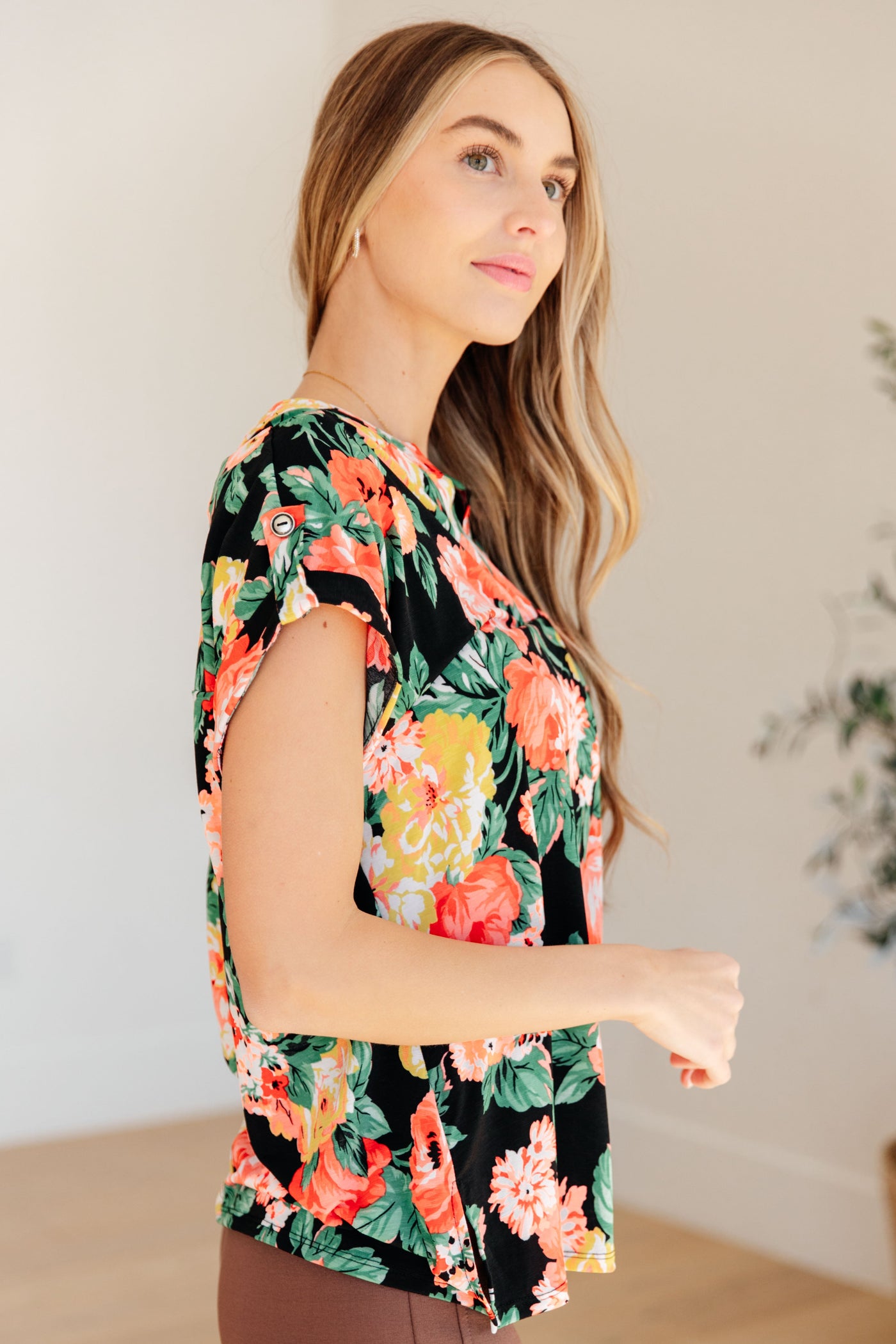 Lizzy Cap Sleeve Top in Black Garden Floral Southern Soul Collectives