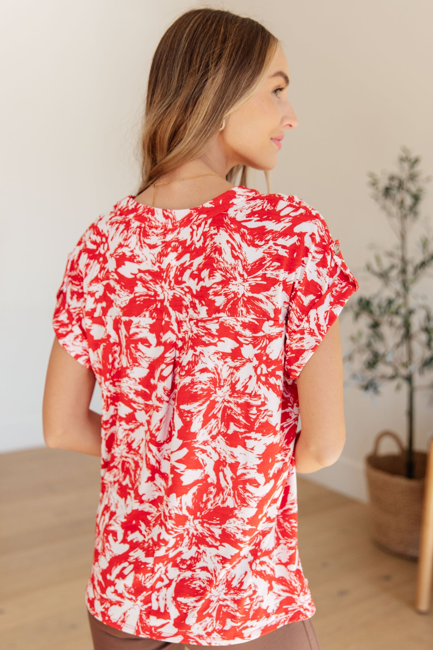 Lizzy Cap Sleeve Top in Red Floral Southern Soul Collectives