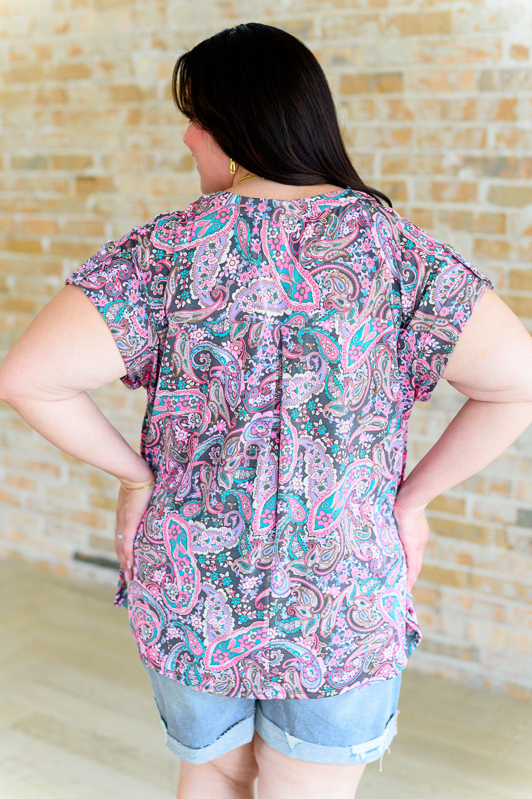 Lizzy Cap Sleeve Top in Charcoal and Pink Paisley Southern Soul Collectives