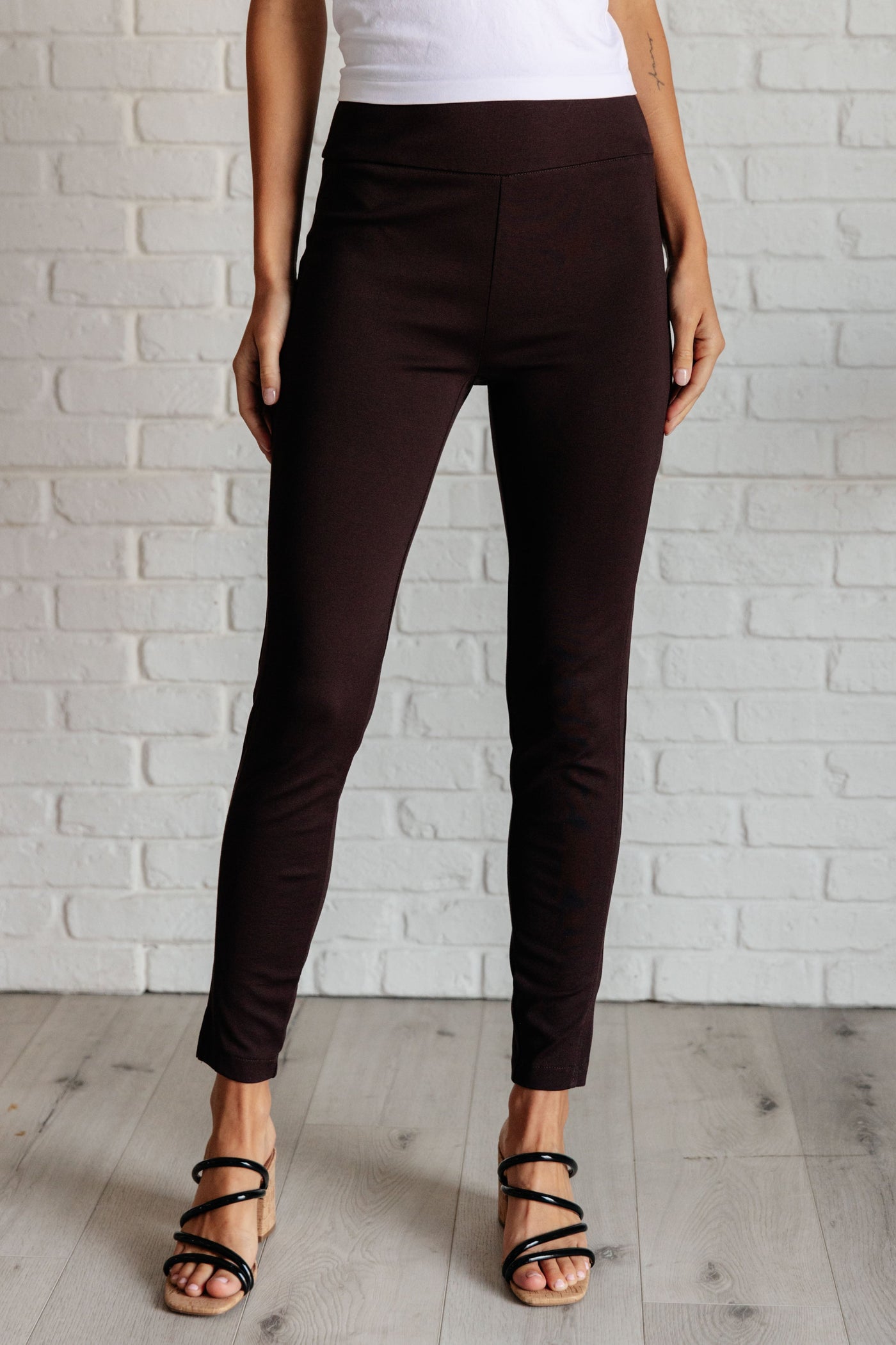 Magic Skinny 28" Pants in Chocolate Southern Soul Collectives