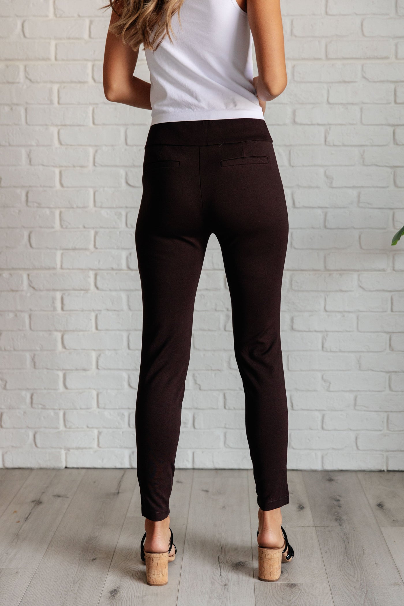 Magic Skinny 28" Pants in Chocolate Southern Soul Collectives