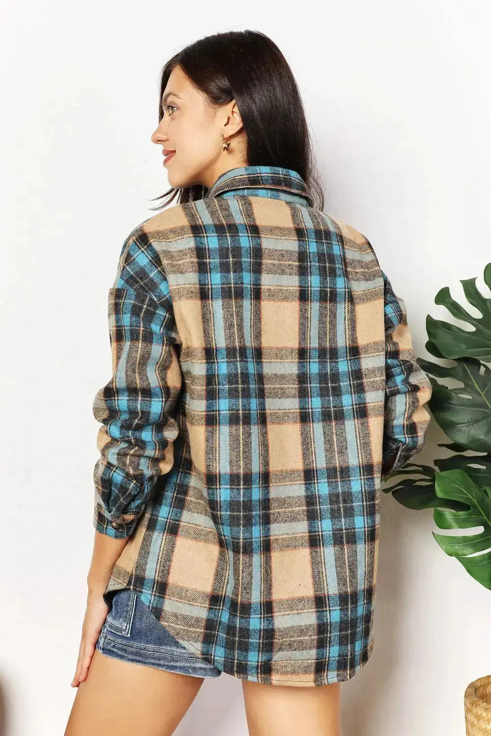 Plaid Curved Hem Shacket with Breast Pockets  Southern Soul Collectives