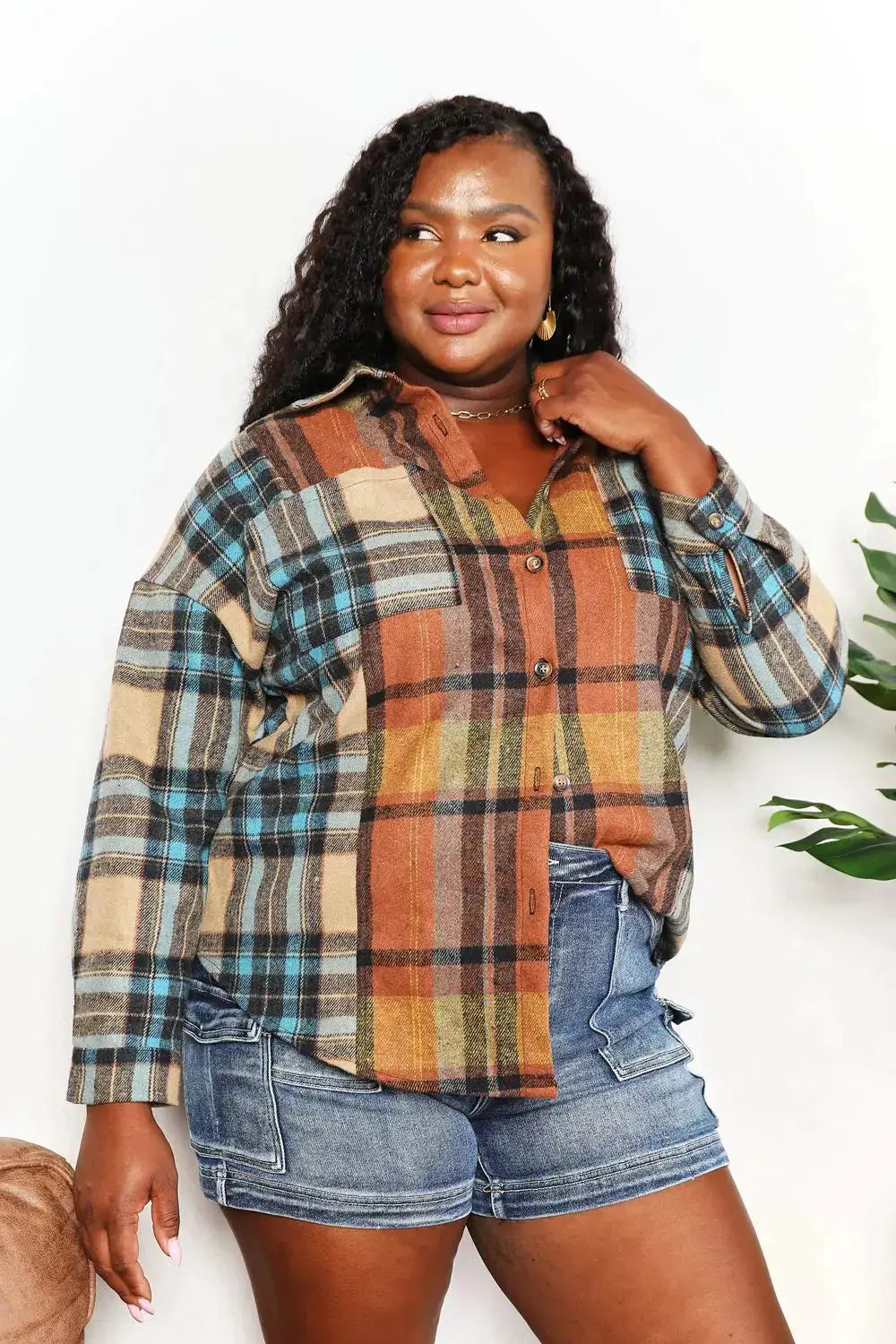 Plaid Curved Hem Shacket with Breast Pockets  Southern Soul Collectives