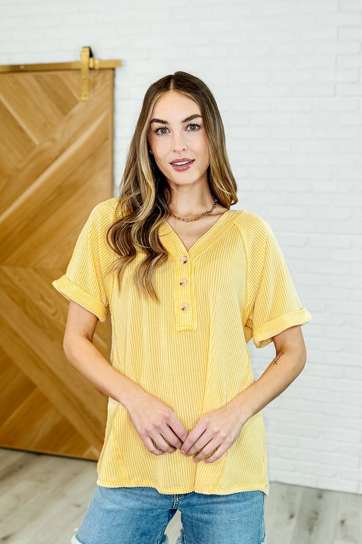 Plain and Sassy V-Neck Tee in Lemonade Southern Soul Collectives