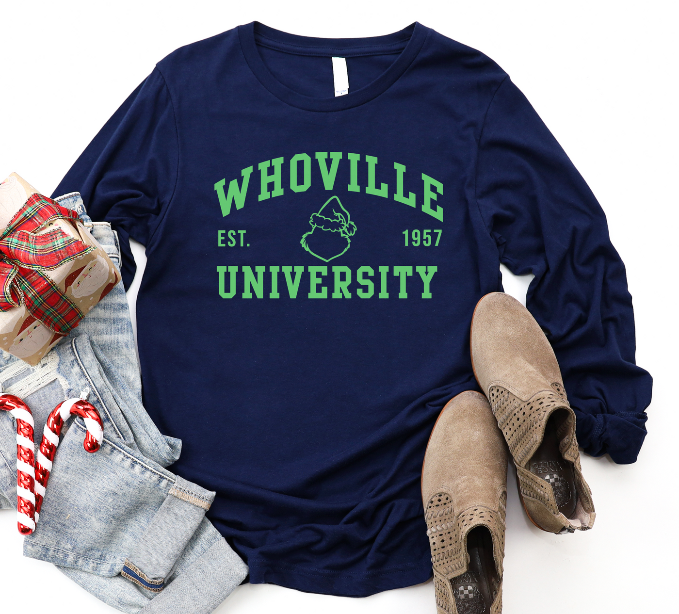 WHOVILLE UNIVERSITY Graphic Sweatshirt🎄