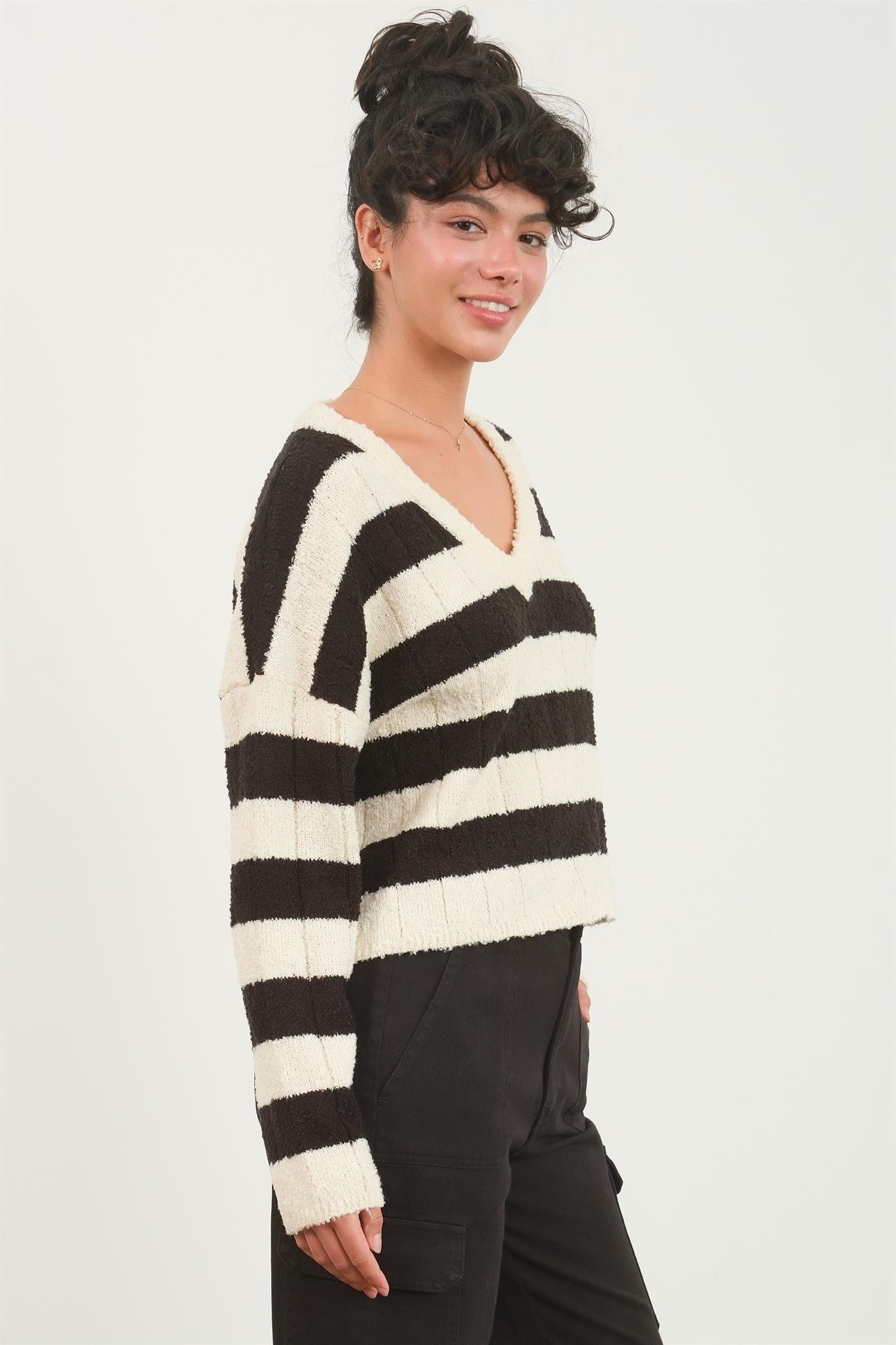 HYFVE Contrast Striped Cropped V-Neck Sweater Southern Soul Collectives