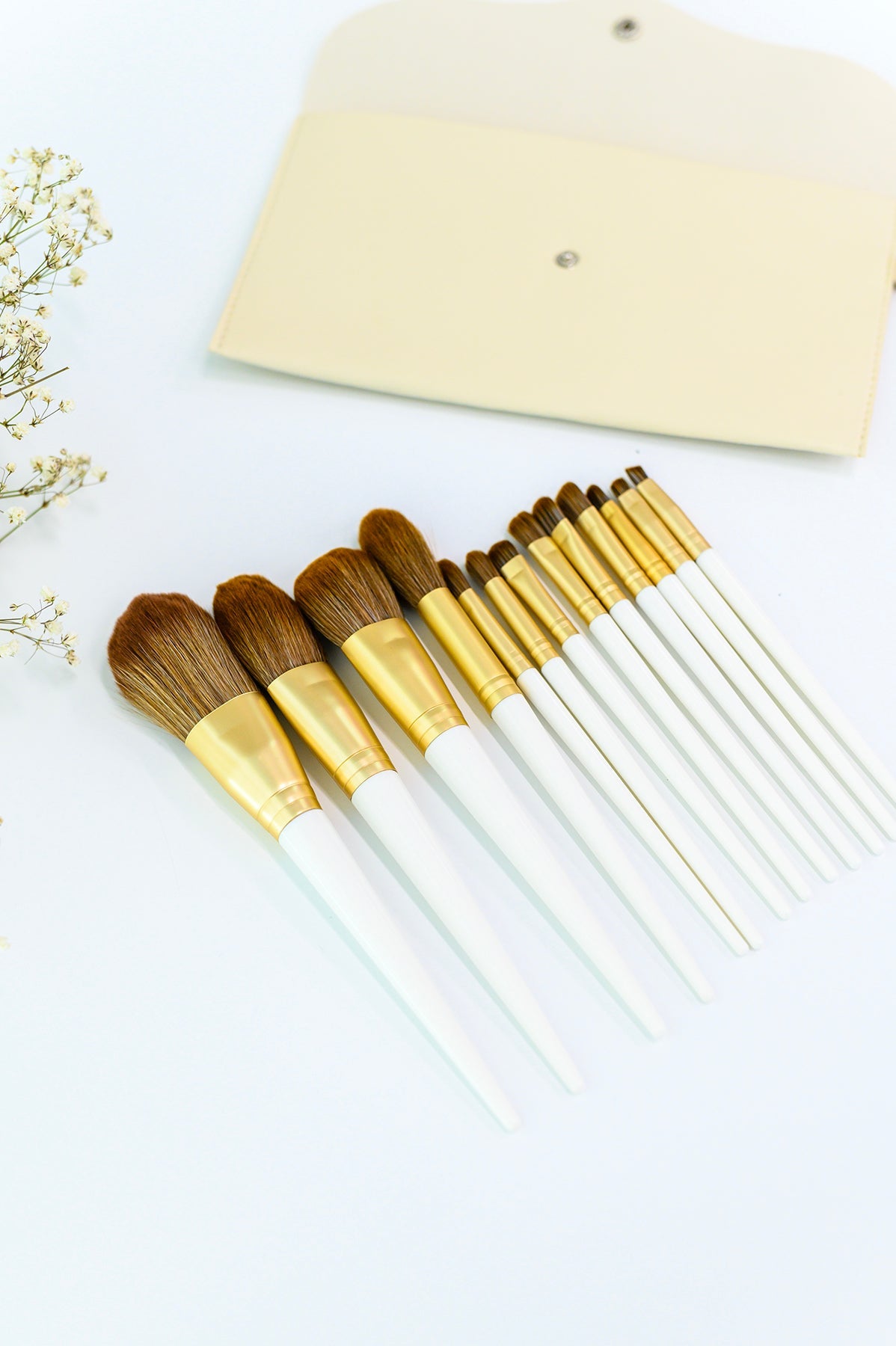 13 Piece Makeup Brush Kit with Case Womens Southern Soul Collectives 