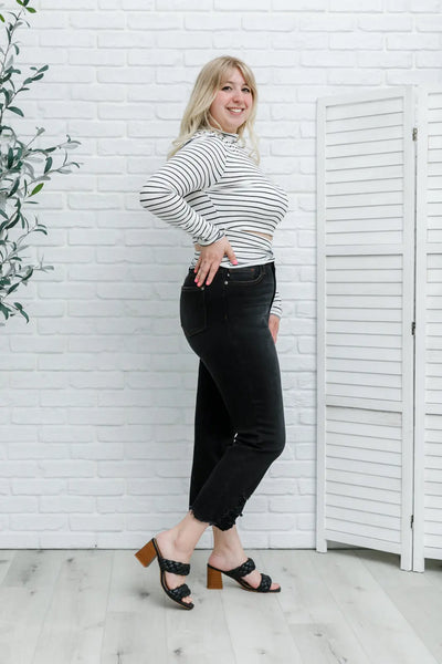 Crossroads Turtle-Neck Black & White Criss Cross Cute Striped Top Womens Southern Soul Collectives 