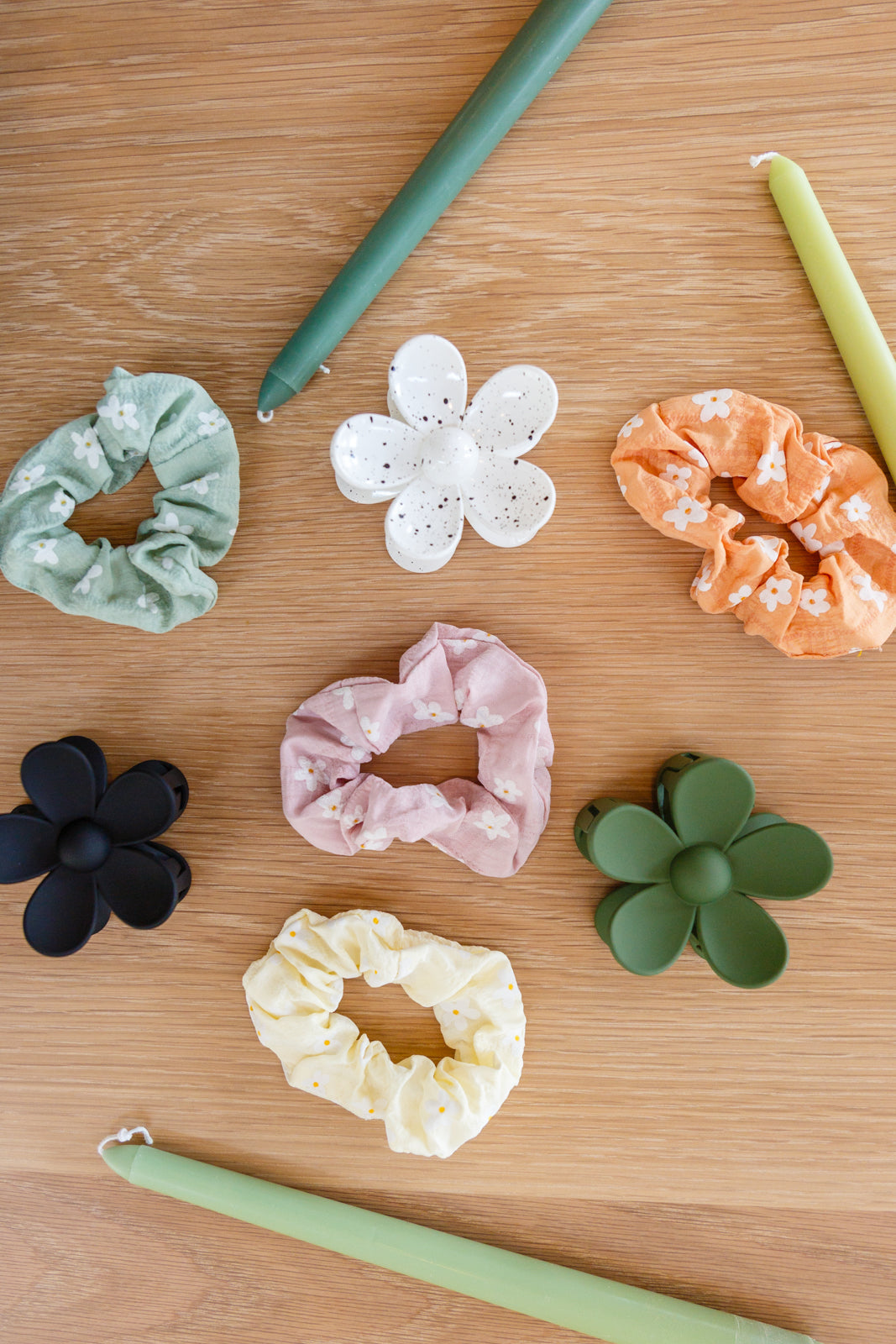 Daisy Day Hair Scrunchies Womens Southern Soul Collectives 