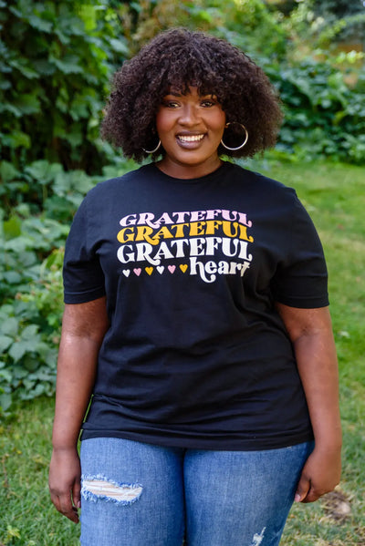 Grateful Heart Graphic T-Shirt In Black Womens Southern Soul Collectives 