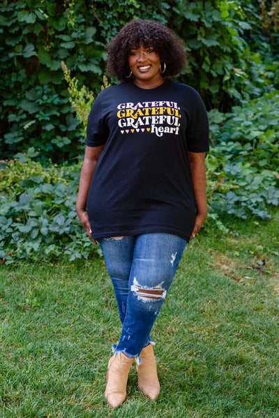 Grateful Heart Graphic T-Shirt In Black Womens Southern Soul Collectives 