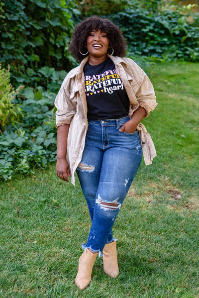 Grateful Heart Graphic T-Shirt In Black Womens Southern Soul Collectives 