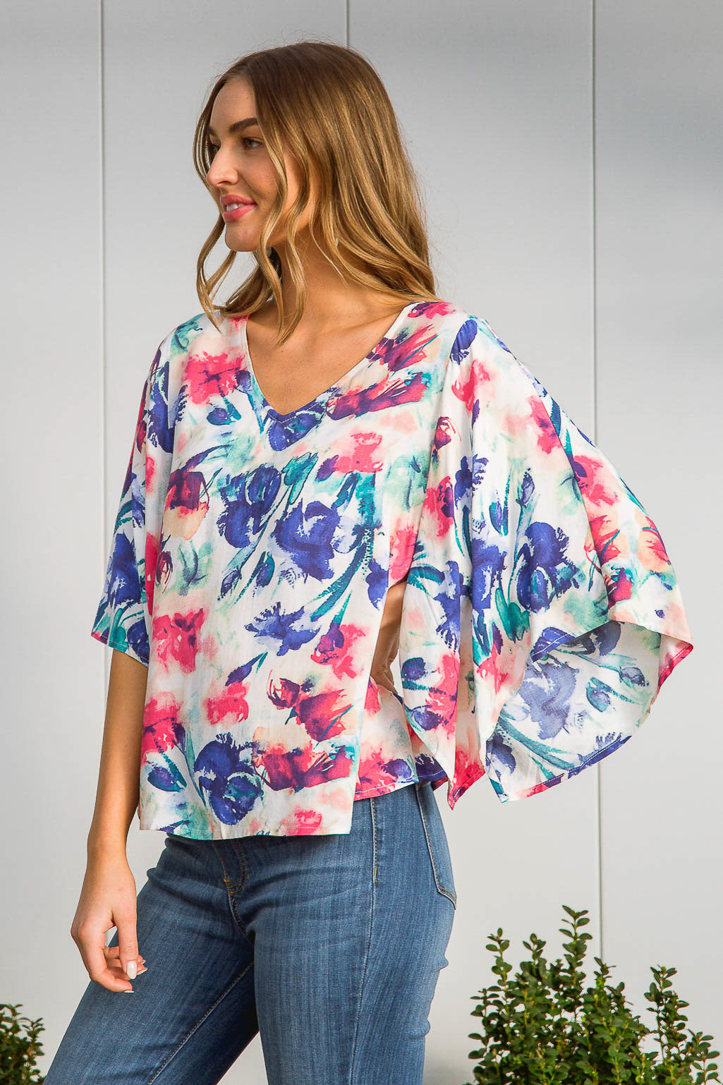Hello There Floral Top Womens Southern Soul Collectives 