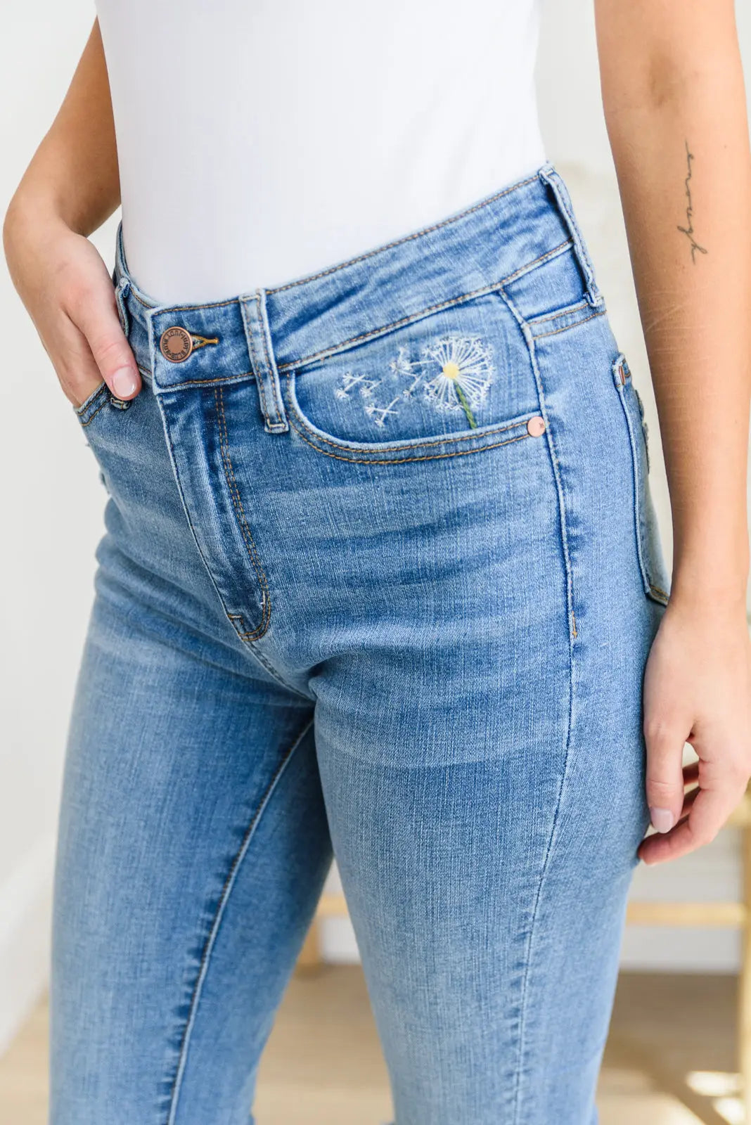 Hi-waisted Dandelion Embroidery Skinny Judy Blue Jeans Womens Southern Soul Collectives 