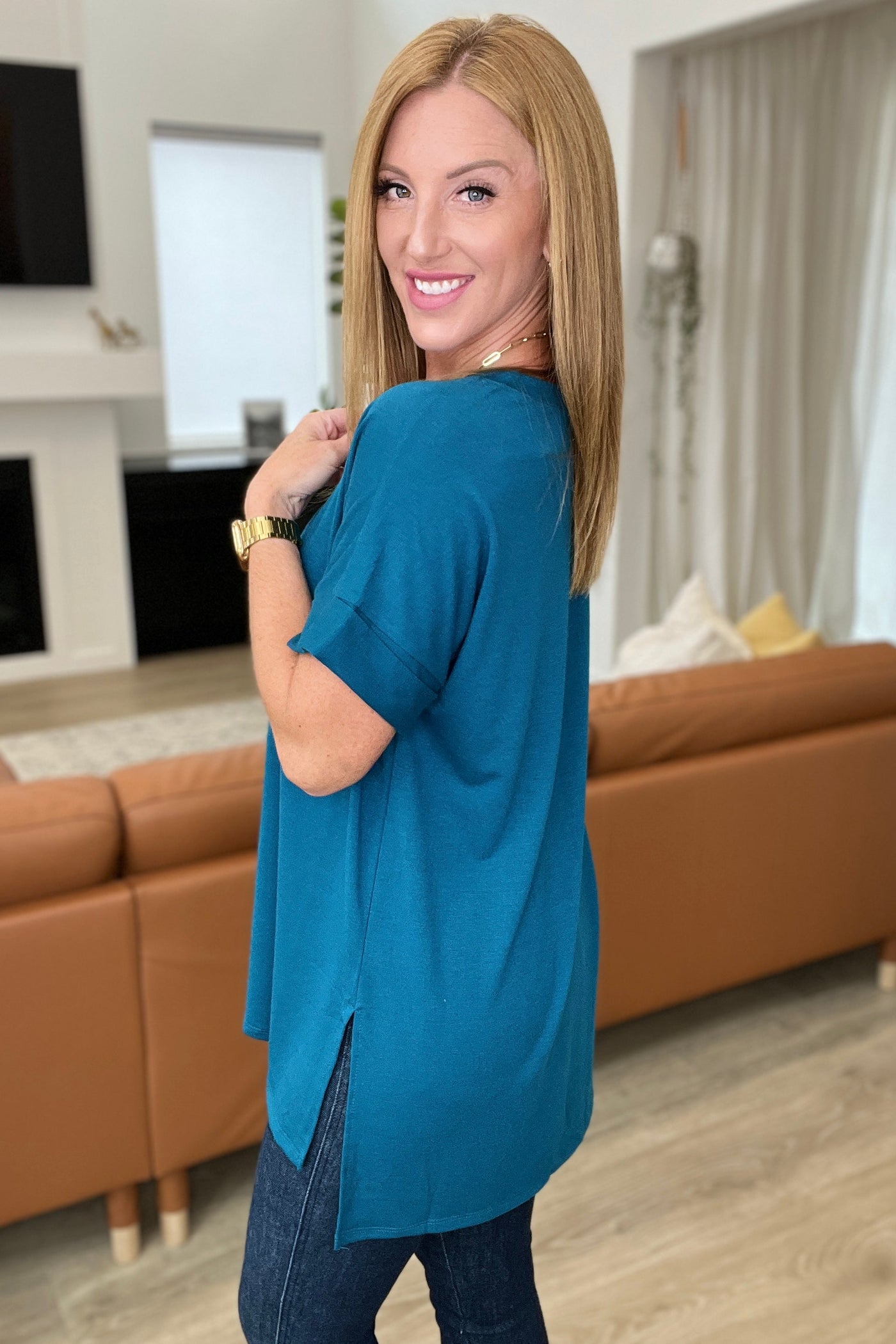 V-Neck Cuffed Sleeve Hi-Low Hem Top in Teal Womens Southern Soul Collectives 