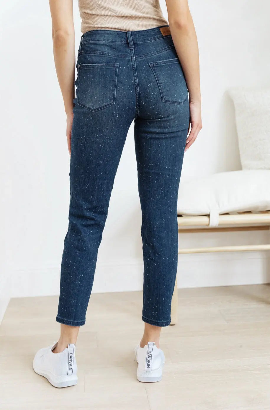 Mid-Rise Relaxed Fit Mineral Wash Jeans Womens Southern Soul Collectives 