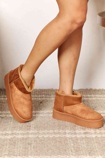 Women's Fleece Lined Chunky Platform Mini Boots in Camel  Southern Soul Collectives