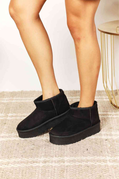 Women's Fleece Lined Chunky Platform Mini Boots in Black  Southern Soul Collectives
